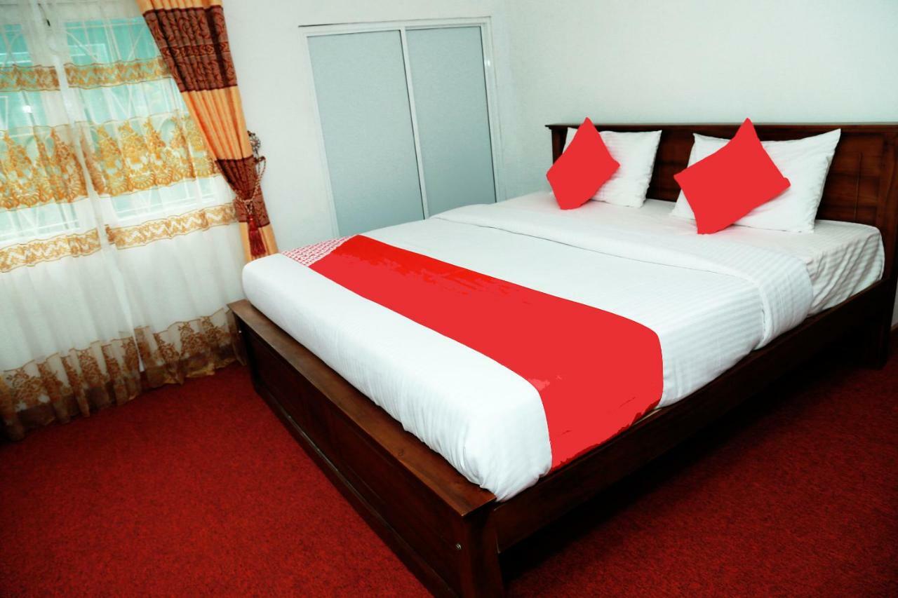 Oyo 238 Selva'S Guest House Nuwara Eliya Bagian luar foto