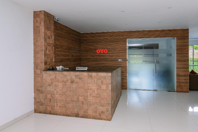 Oyo 238 Selva'S Guest House Nuwara Eliya Bagian luar foto