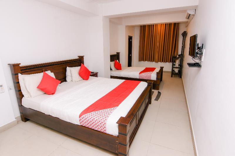 Oyo 238 Selva'S Guest House Nuwara Eliya Bagian luar foto