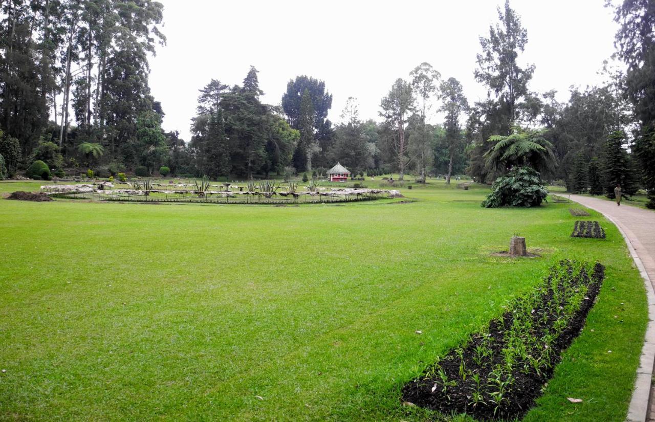Oyo 238 Selva'S Guest House Nuwara Eliya Bagian luar foto